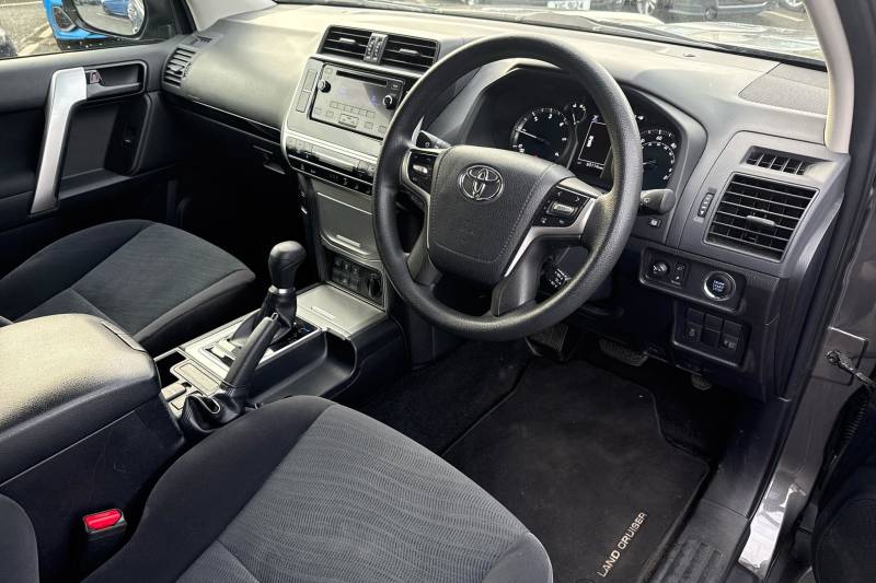 2020 Toyota Land Cruiser