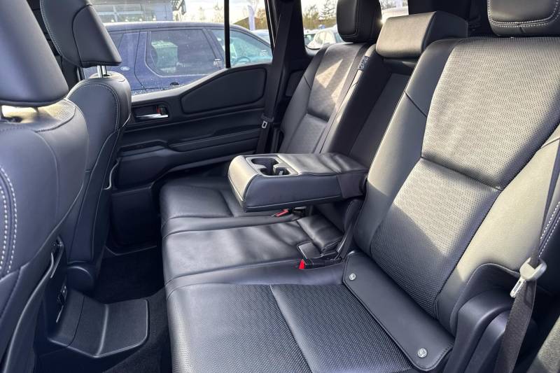 2025 Toyota Land Cruiser