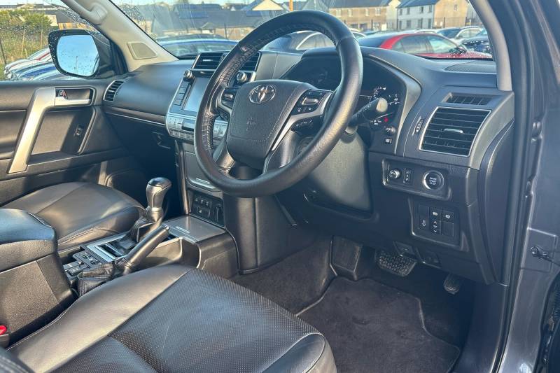 2018 Toyota Land Cruiser