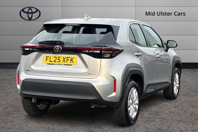 2025 Toyota Yaris Cross 1.5 Hybrid Icon 5dr CVT