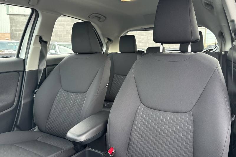 2025 Toyota Yaris Cross