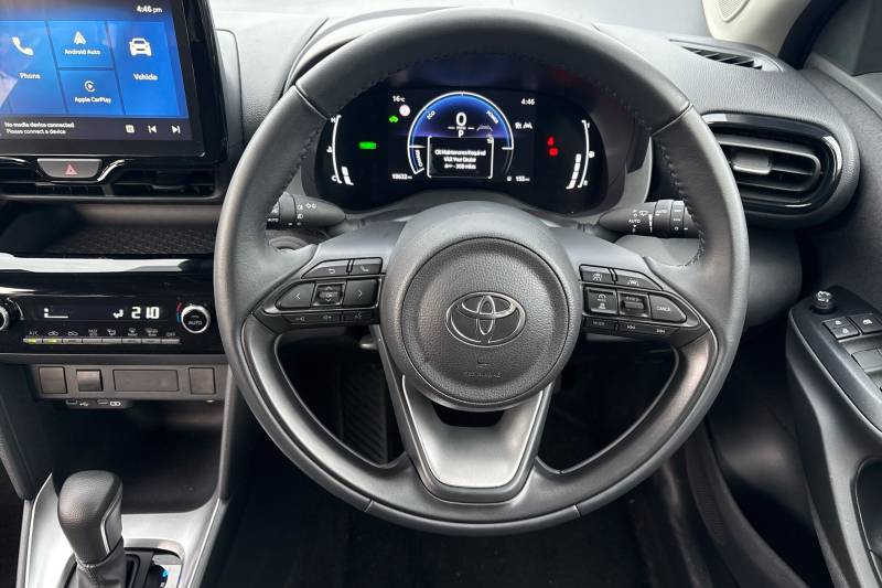 2025 Toyota Yaris Cross