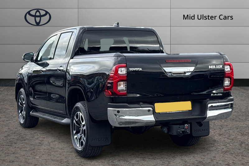 2025 Toyota Hilux
