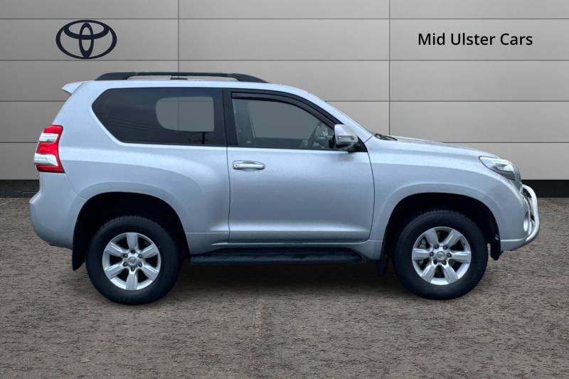 2017 Toyota Land Cruiser