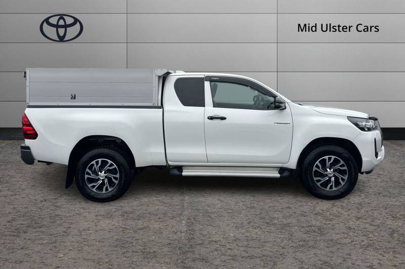 2022 Toyota Hilux