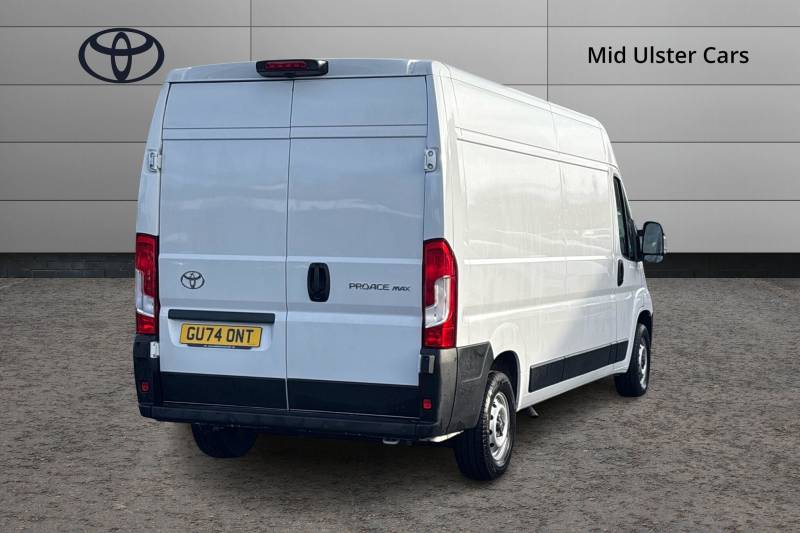 2024 Toyota Proace Max