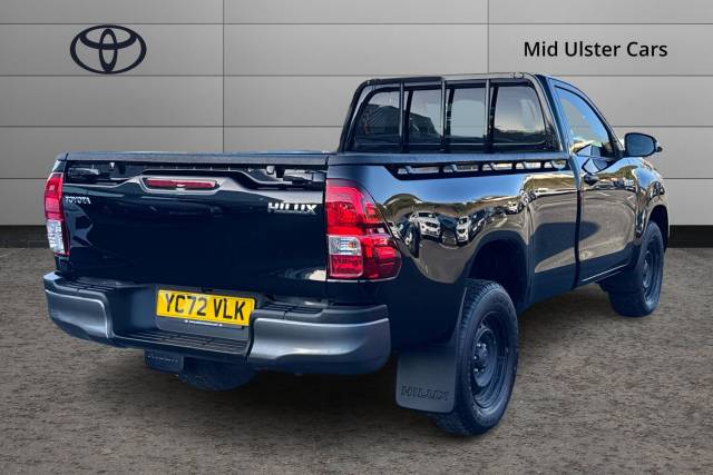 2022 Toyota Hilux Active Pick Up 2.4 D-4D