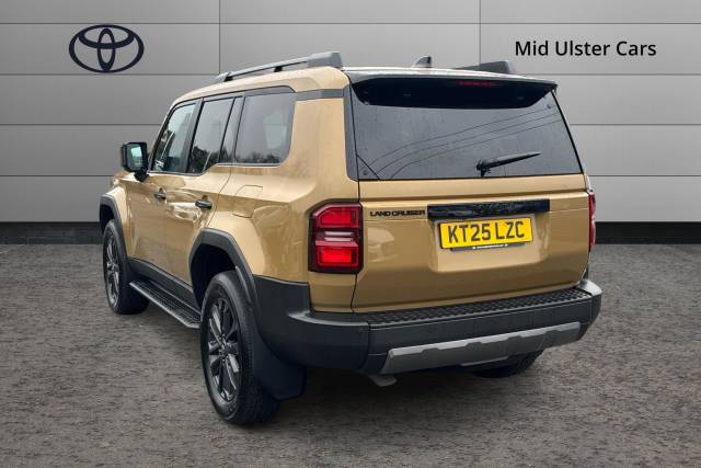 2025 Toyota Land Cruiser 2.8 D-4D 204 Invincible 5dr Auto [7 Seat]