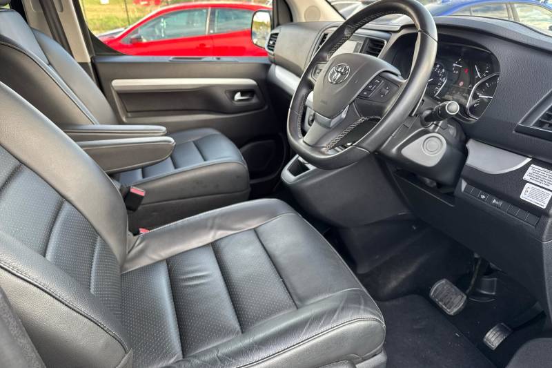 2023 Toyota Proace Verso