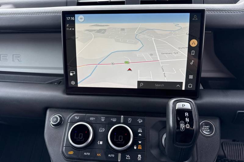 2024 Land Rover Defender 90