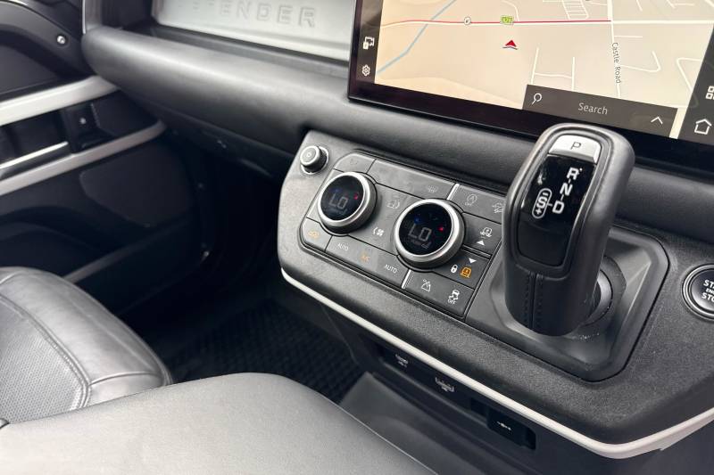 2024 Land Rover Defender 90