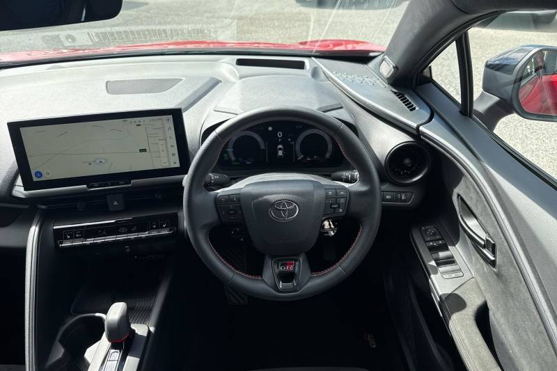 2024 Toyota C HR