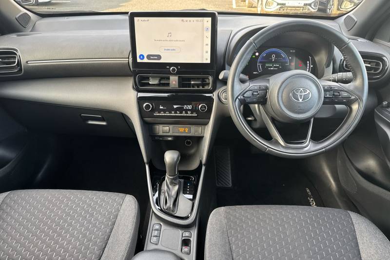 2025 Toyota Yaris Cross