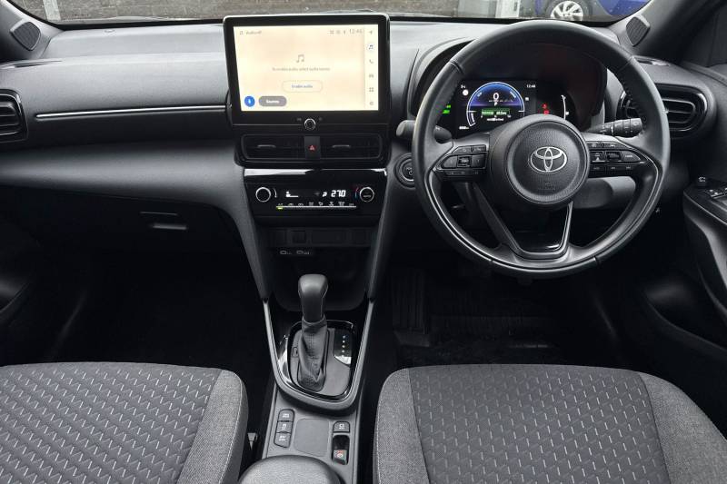 2025 Toyota Yaris Cross