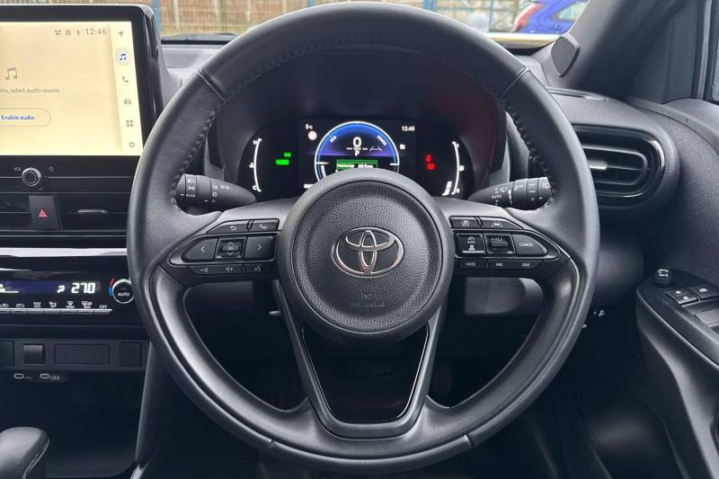 2025 Toyota Yaris Cross