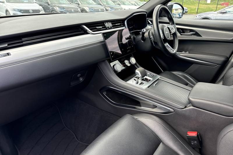 2021 Jaguar F Pace