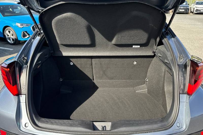 2023 Toyota C HR
