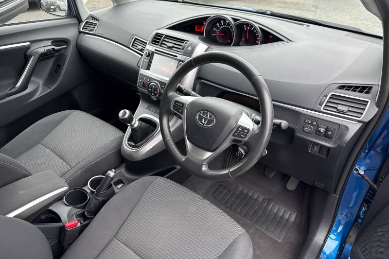 2014 Toyota Verso
