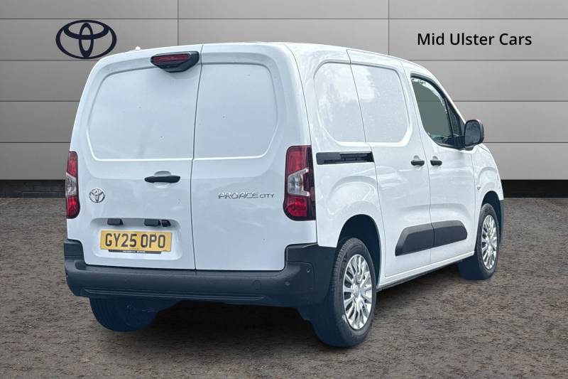 2025 Toyota Proace City