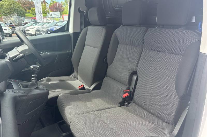 2025 Toyota Proace City