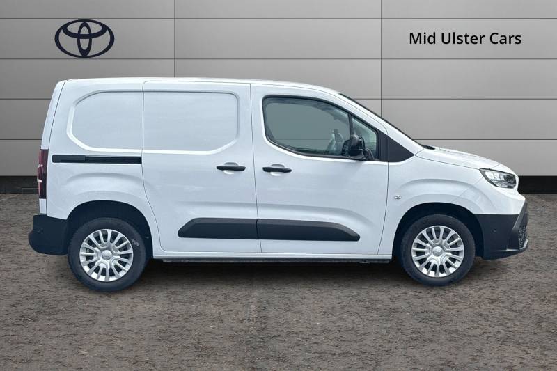 2025 Toyota Proace City