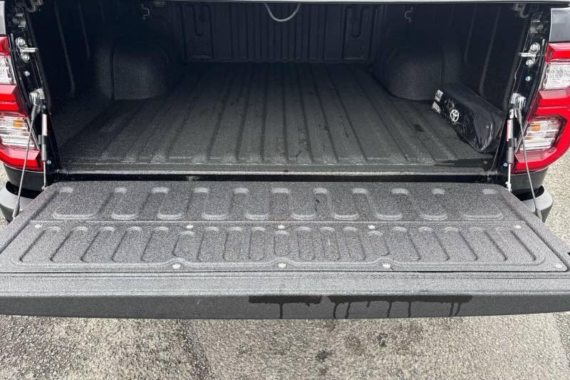 2025 Toyota Hilux