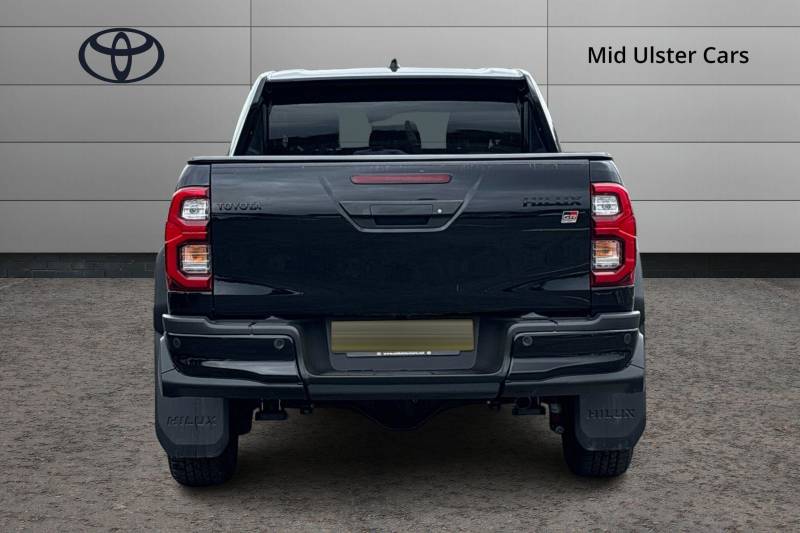 2025 Toyota Hilux