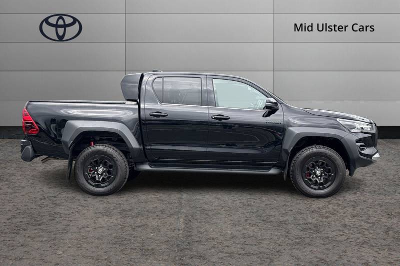 2025 Toyota Hilux
