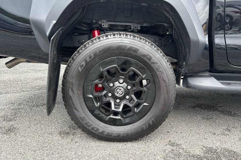 2025 Toyota Hilux