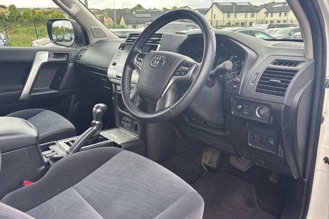 2021 Toyota Land Cruiser 2.8 D-4D 204 Active 3dr Auto 5 Seats