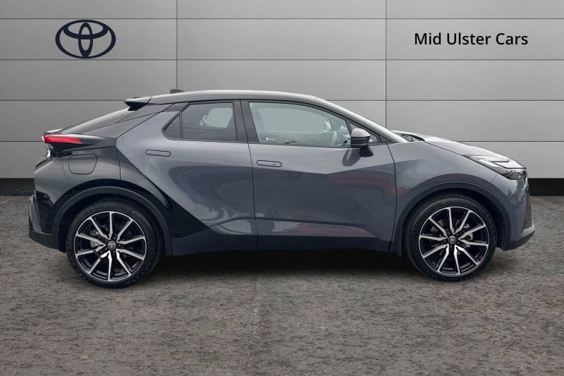 2026 Toyota C HR
