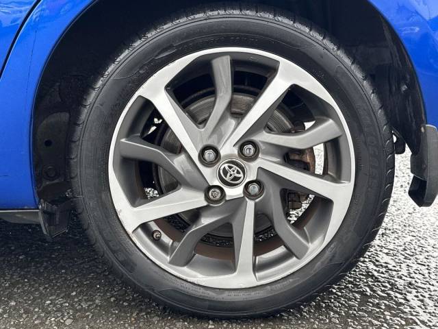 2017 Toyota Yaris 1.5 Hybrid Excel 5dr CVT