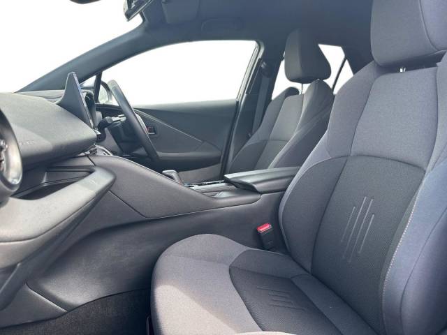 2025 Toyota C-HR 1.8 Hybrid Design 5dr CVT