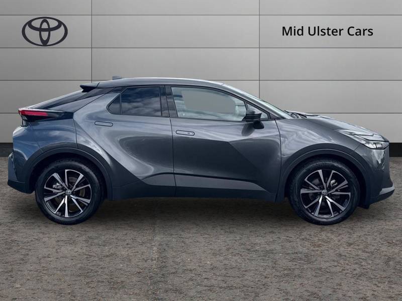 2025 Toyota C HR
