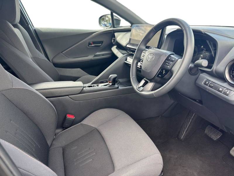 2025 Toyota C HR