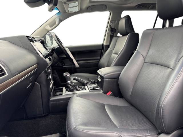 2023 Toyota Land Cruiser 2.8 D-4D 204 Invincible 5dr Auto 7 Seats