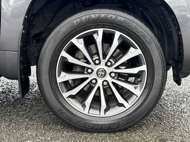 2023 Toyota Land Cruiser 2.8 D-4D 204 Invincible 5dr Auto 7 Seats