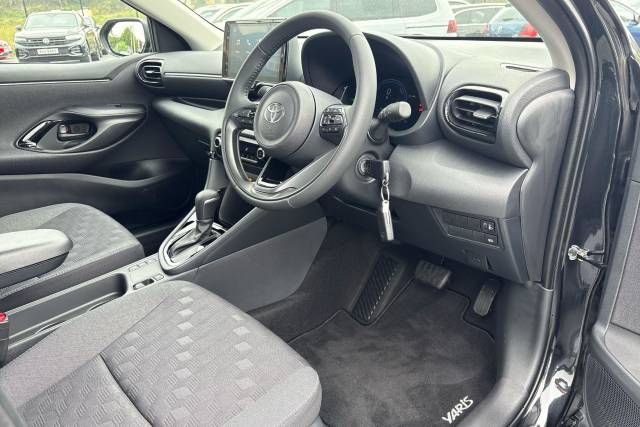 2025 Toyota Yaris 1.5 Hybrid Design 5dr CVT