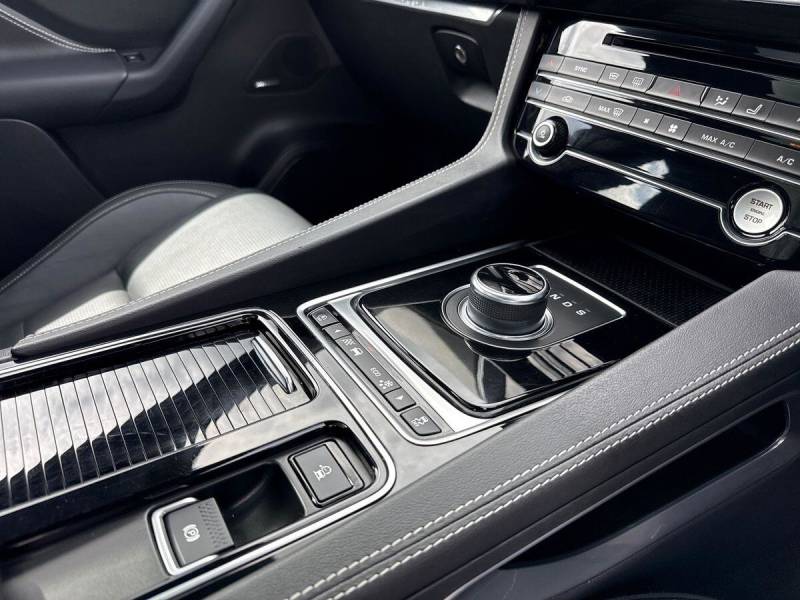 2020 Jaguar F Pace