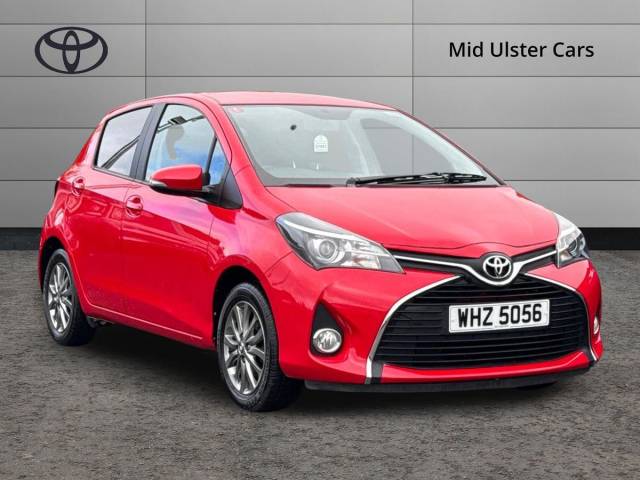 Toyota Yaris 1.33 VVT-i Icon 5dr Hatchback Petrol RED