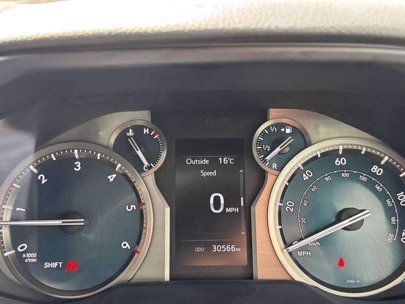 2022 Toyota Land Cruiser