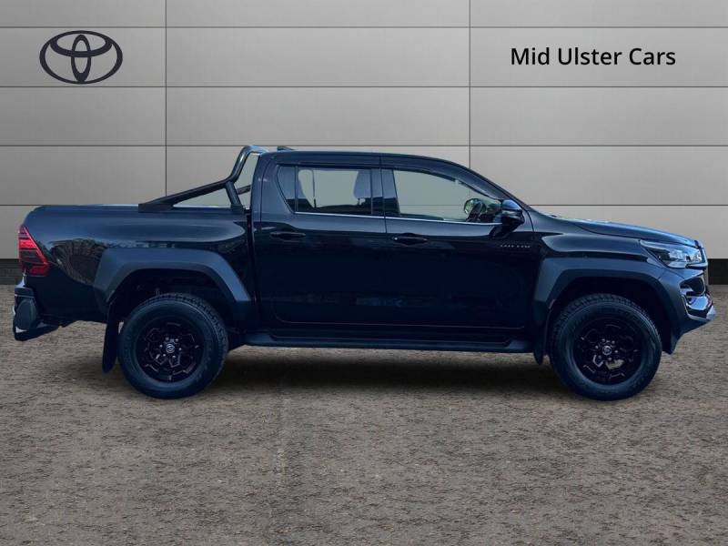2025 Toyota Hilux