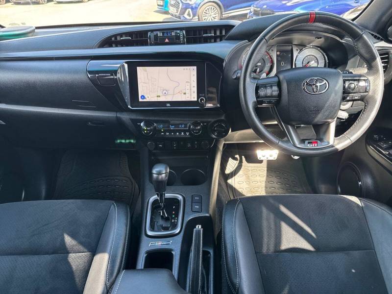 2025 Toyota Hilux