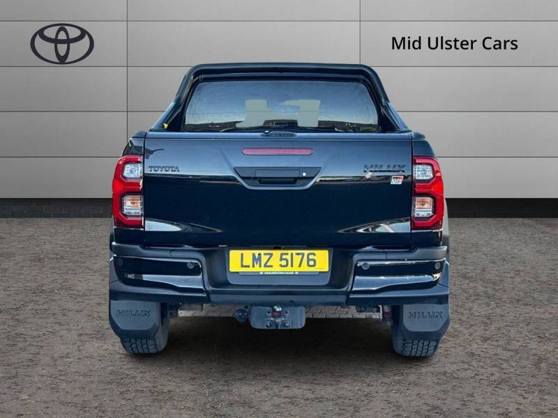 2025 Toyota Hilux