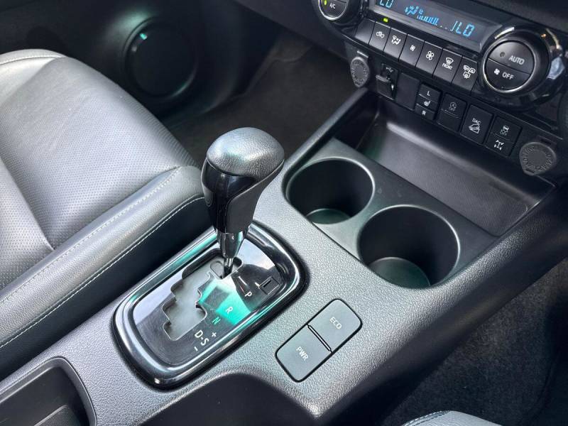 2024 Toyota Hilux