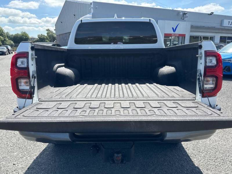 2024 Toyota Hilux