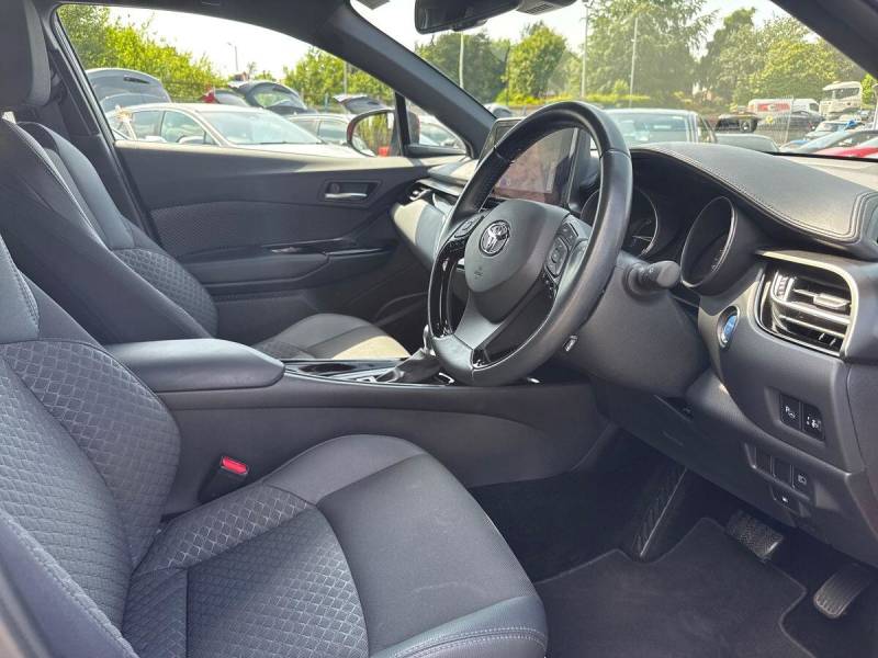 2023 Toyota C HR