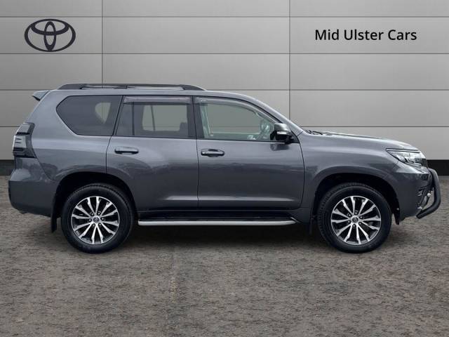 2022 Toyota Land Cruiser 2.8 D-4D 204 Invincible 5dr Auto 7 Seats