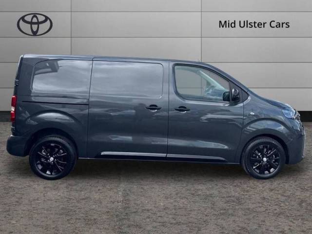2026 Toyota Proace 2.0 2.2D 180 Sport Van Auto