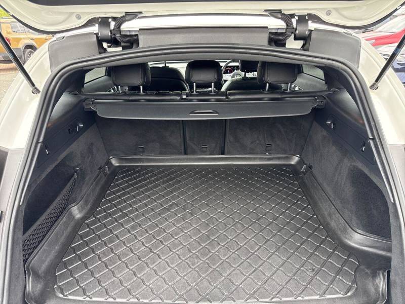 2020 Mercedes Benz Eqc